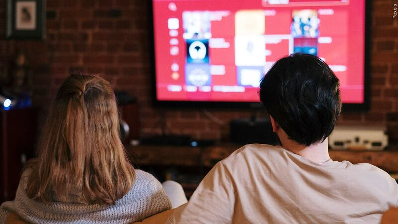 Top Streaming Shows to Binge-Watch on Weekends