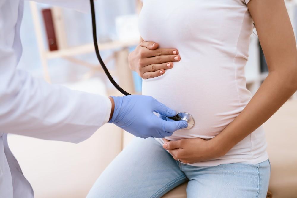 The Role of Gynecologists in Managing Perimenopause Symptoms